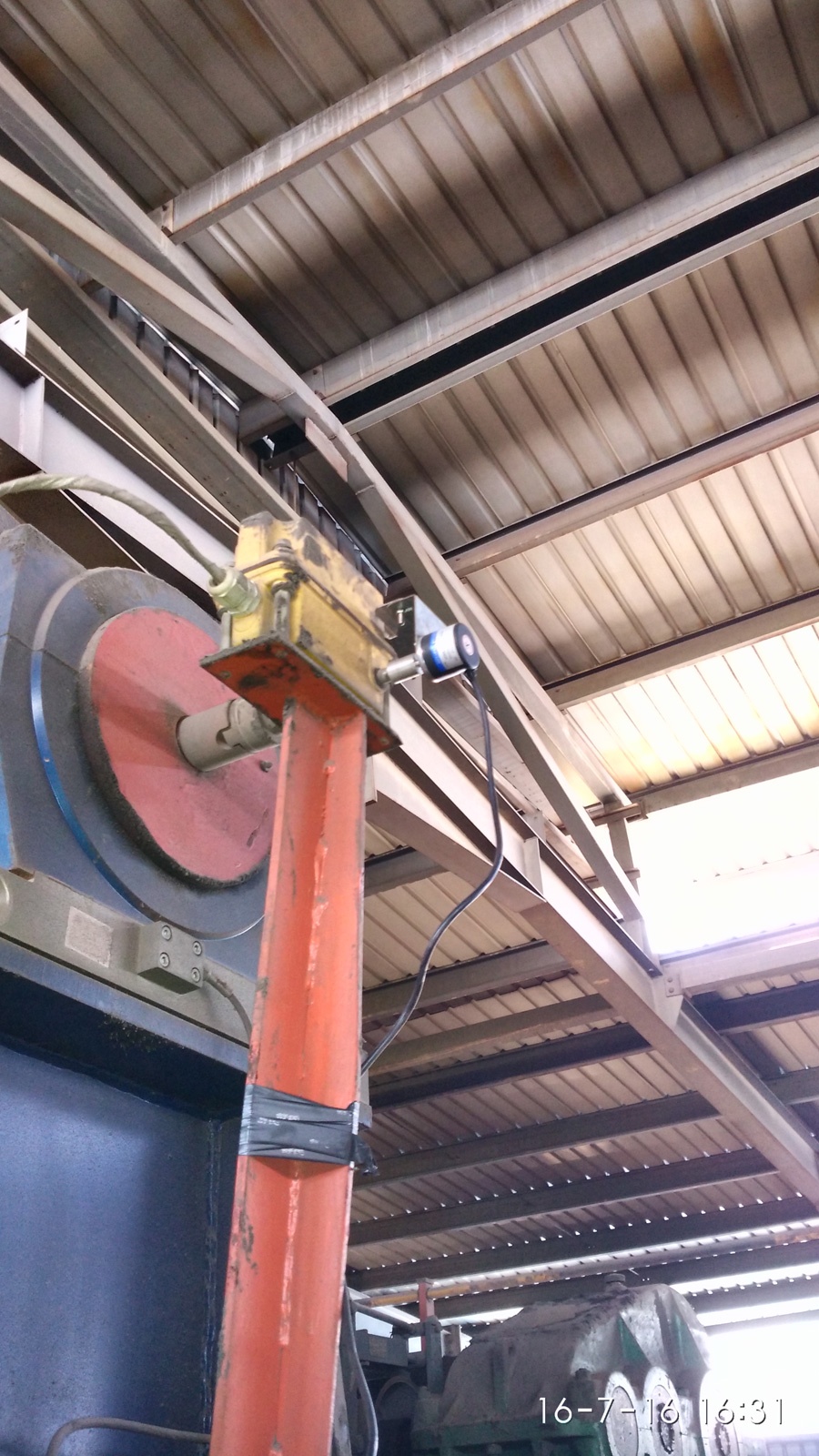 榕達安裝冶金吊安全監(jiān)控管理系統(tǒng)現(xiàn)場照片五
